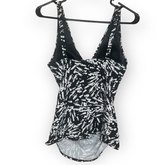 Christina Swimsuit Top size Medium - Picture 2 of 5